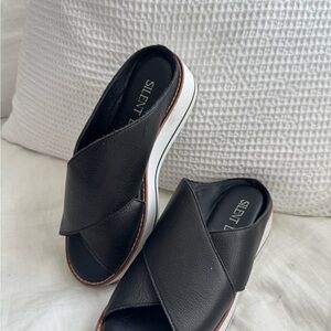 Silent D Leather Black Orelia Sandal